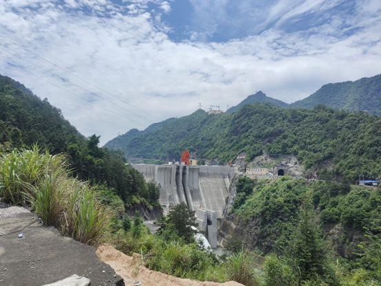 福建周寧抽水蓄能電站下水庫強化大壩結構縫防滲工程